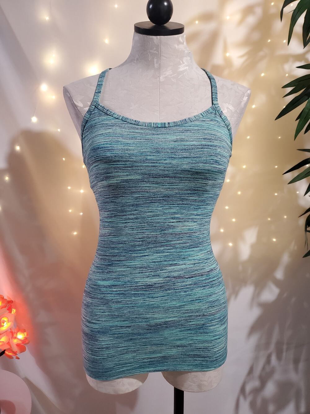 Lululemon Athletica Power Y Spacedye Shelf Bra Luon Yoga Tank Top Womens Size 4